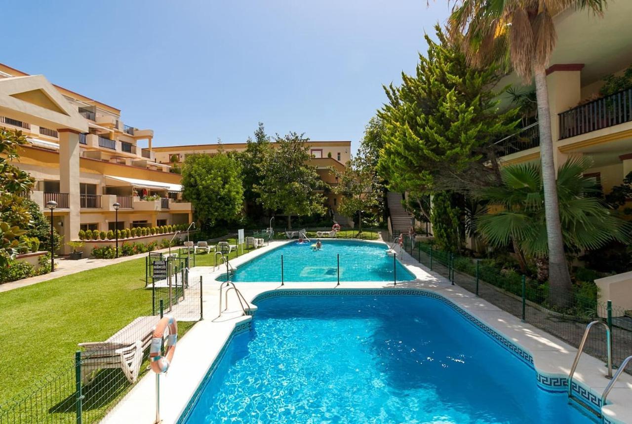 Oleholidays 325 Romana Playa Vistas Al Mar Marbella Bagian luar foto